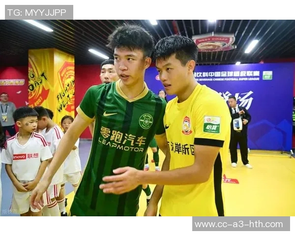 青岛媒体报道张呈栋回归西海岸董宇试训引关注